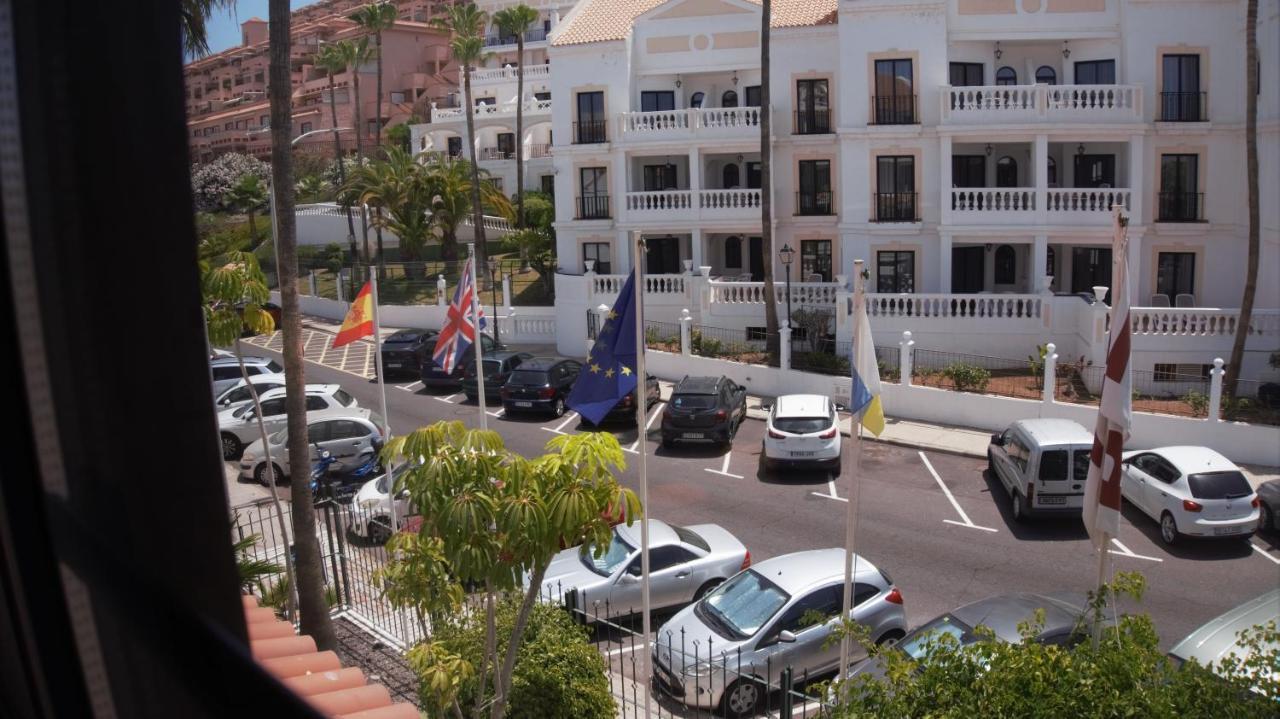 Greatly Located Apartment With Heated Pool, Los Cristianos Los Cristianos  Εξωτερικό φωτογραφία