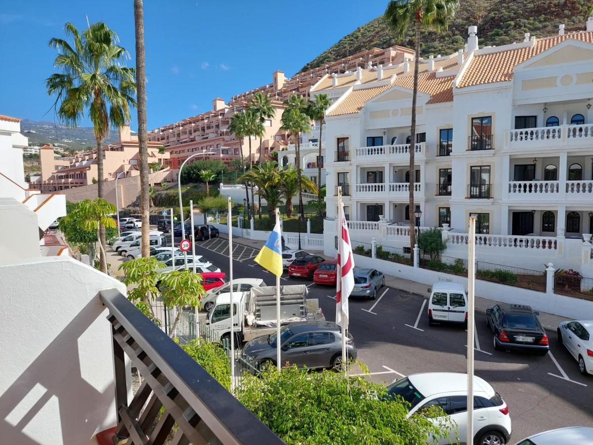 Greatly Located Apartment With Heated Pool, Los Cristianos Los Cristianos  Εξωτερικό φωτογραφία