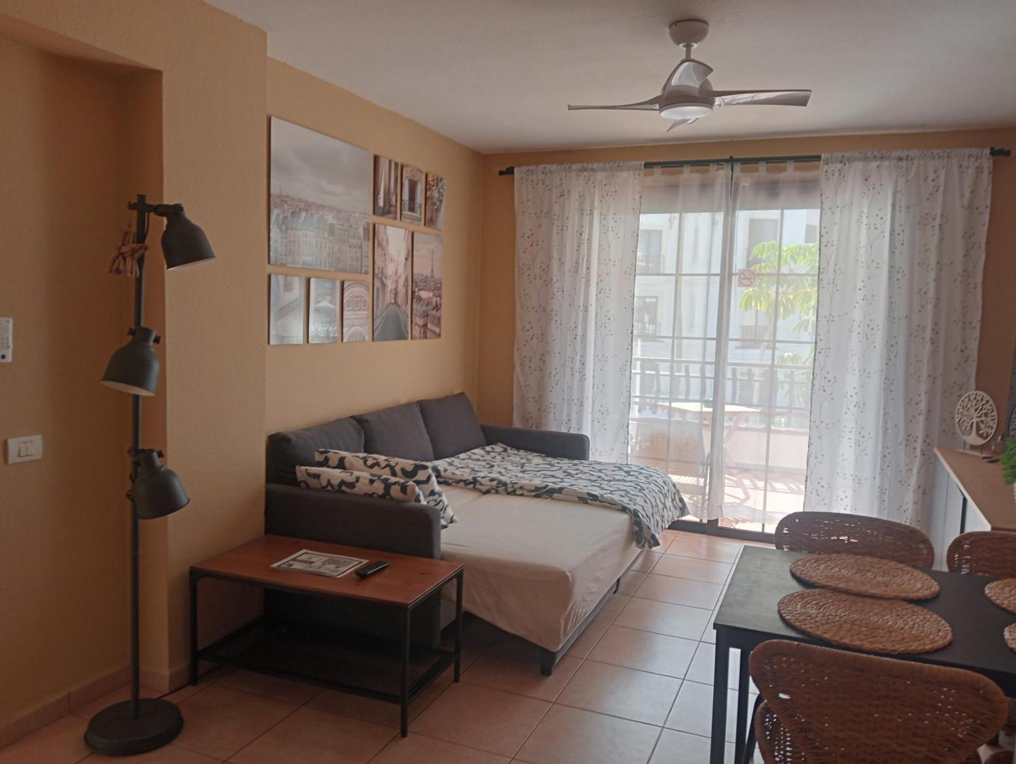 Greatly Located Apartment With Heated Pool, Los Cristianos Los Cristianos  Εξωτερικό φωτογραφία