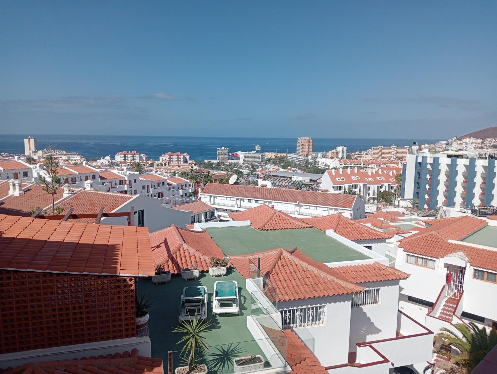 Greatly Located Apartment With Heated Pool, Los Cristianos Los Cristianos  Εξωτερικό φωτογραφία